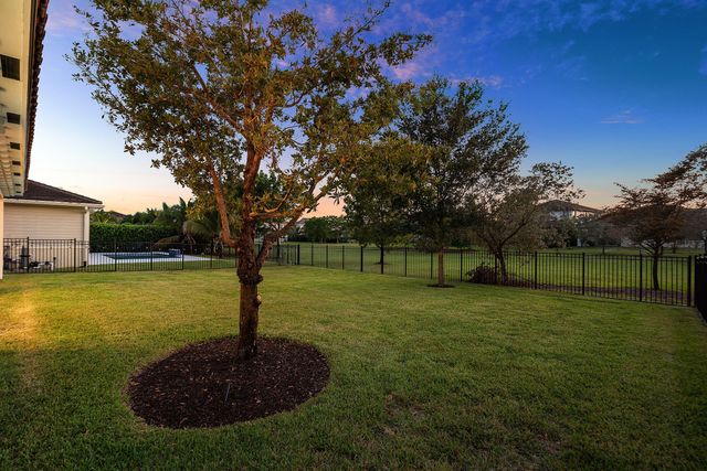 1063 Ember Ridge Run, Loxahatchee, FL 33470
