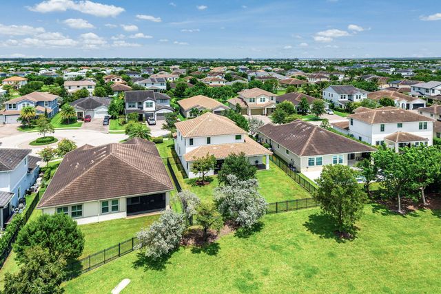 1063 Ember Ridge Run, Loxahatchee, FL 33470