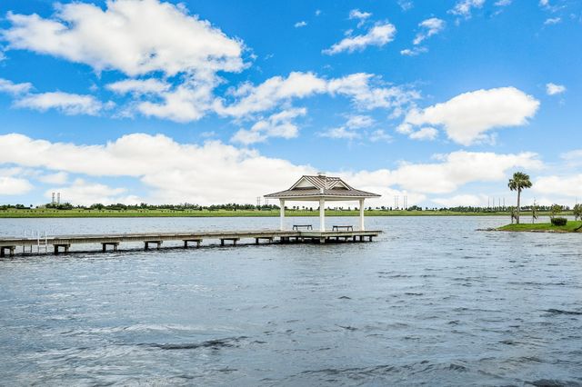 1063 Ember Ridge Run, Loxahatchee, FL 33470