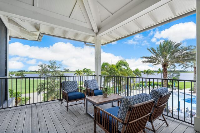 1063 Ember Ridge Run, Loxahatchee, FL 33470