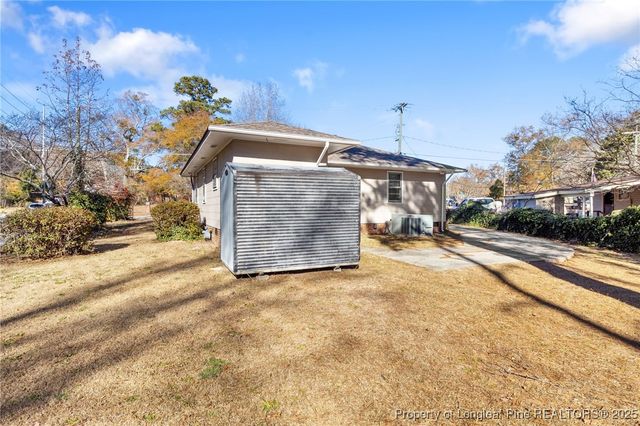 302 Brookwood Avenue, Fayetteville, NC 28301