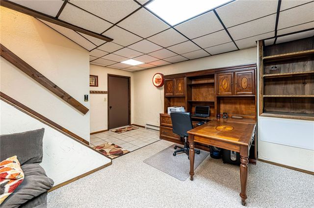 691 Adele Dr, North Huntingdon, PA 15642