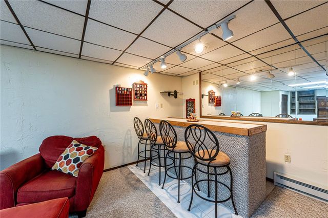 691 Adele Dr, North Huntingdon, PA 15642