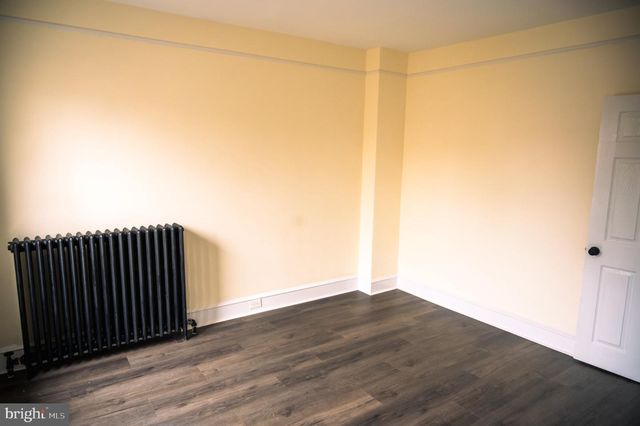 462 LOCUST AVE, Burlington, NJ 08016