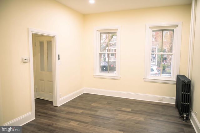 462 LOCUST AVE, Burlington, NJ 08016