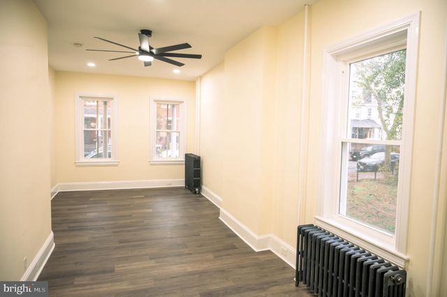 462 LOCUST AVE, Burlington, NJ 08016