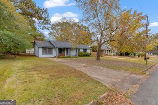 9068 Gatewood Drive, Jonesboro, GA 30238
