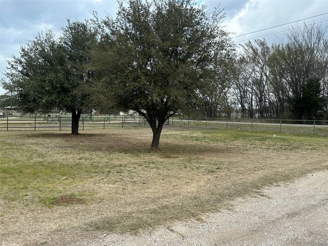 212 Rose Circle, Gordonville, TX 76245