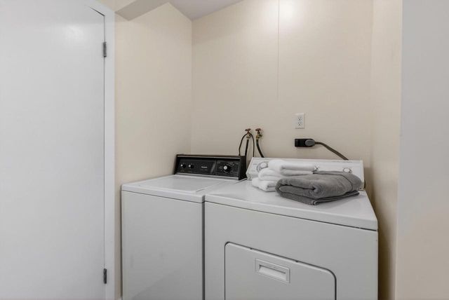 992 Home AVENUE, Menasha, WI 54952