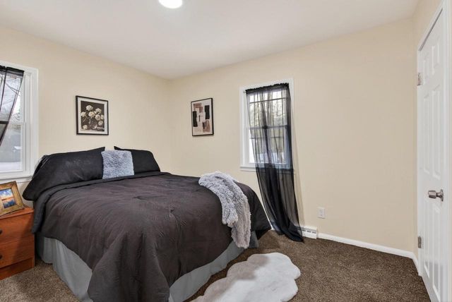 992 Home AVENUE, Menasha, WI 54952