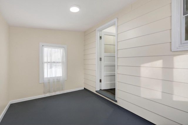 992 Home AVENUE, Menasha, WI 54952