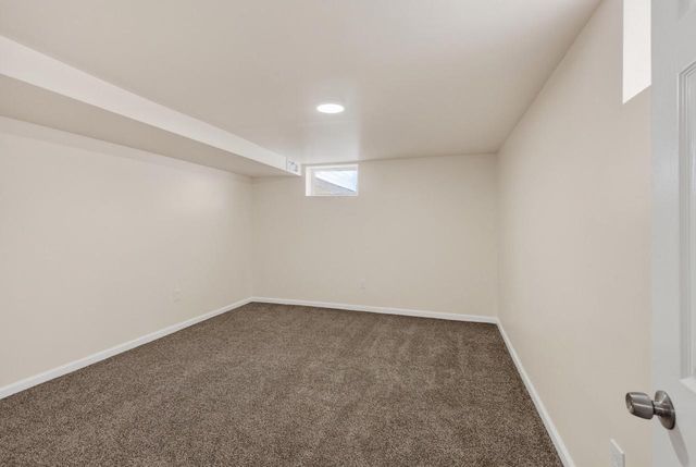 992 Home AVENUE, Menasha, WI 54952