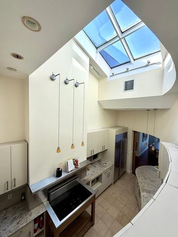 414 Beacon St PH4, Boston, MA 02115