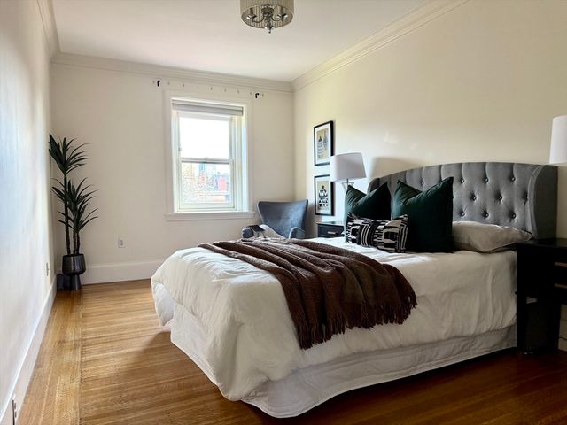 414 Beacon St PH4, Boston, MA 02115
