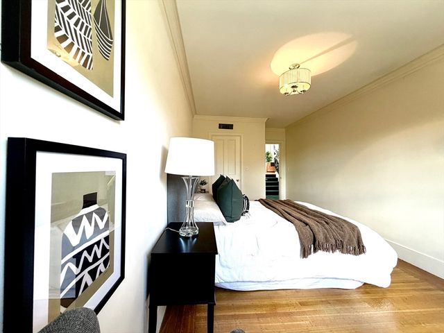 414 Beacon St PH4, Boston, MA 02115