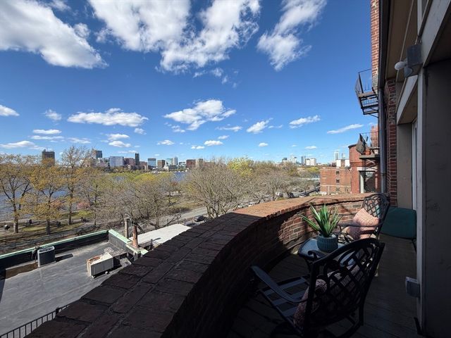 414 Beacon St PH4, Boston, MA 02115