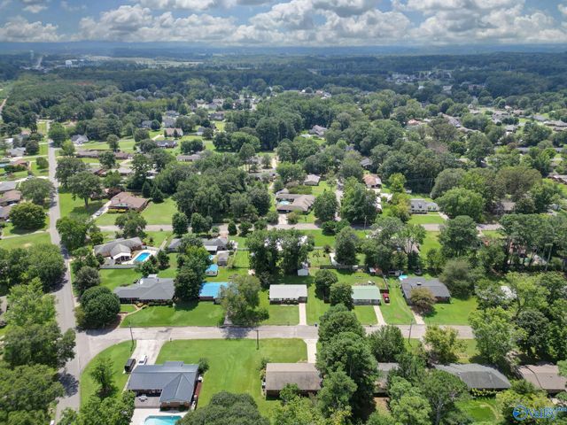 611 Fairmont Street, Albertville, AL 35950