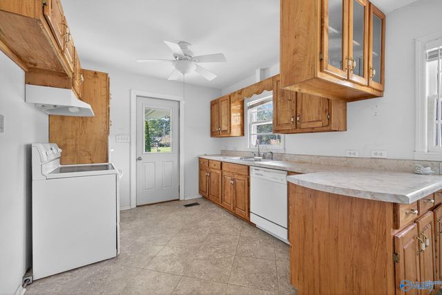 611 Fairmont Street, Albertville, AL 35950