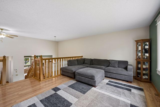 10219 Kahler Avenue NE, Monticello, MN 55362