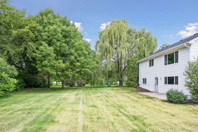 10219 Kahler Avenue NE, Monticello, MN 55362