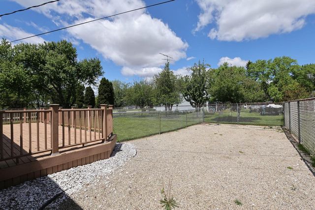 37706 88th STREET, Burlington, WI 53105