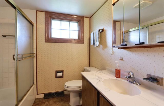 37706 88th STREET, Burlington, WI 53105