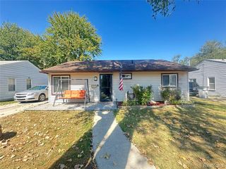 61 E Brickley, Hazel Park, MI 48030