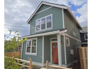 7255 Se Duke St Unit 4, Portland, OR 97206