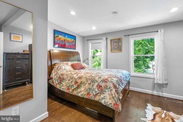 1275 OATES ST NE, Washington, DC 20002