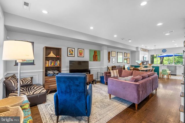 1275 OATES ST NE, Washington, DC 20002