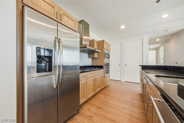 4575 Dean Martin Drive 708, Las Vegas, NV 89103