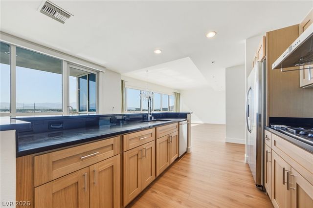 4575 Dean Martin Drive 708, Las Vegas, NV 89103