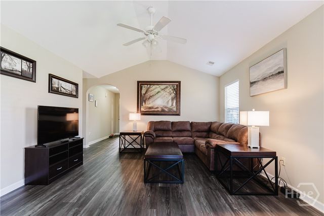 255 Willow Oak Drive, Richmond Hill, GA 31324