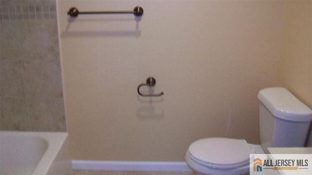 1209 Harbor Club Drive 1209, Sayreville, NJ 08859