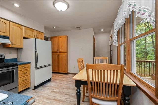 222 Ridge Rd, West Milford Twp., NJ 07480