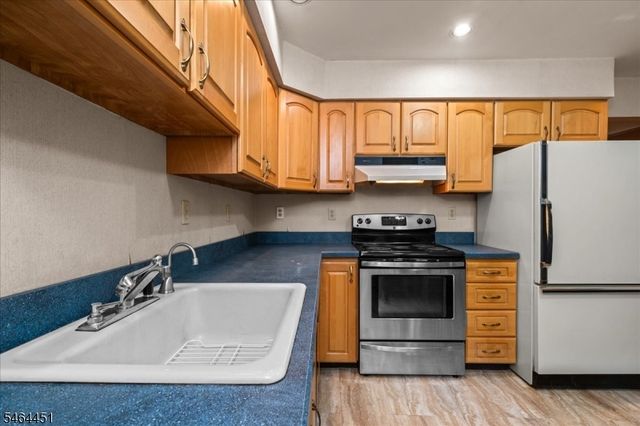 222 Ridge Rd, West Milford Twp., NJ 07480