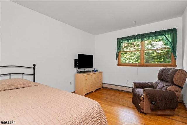 222 Ridge Rd, West Milford Twp., NJ 07480