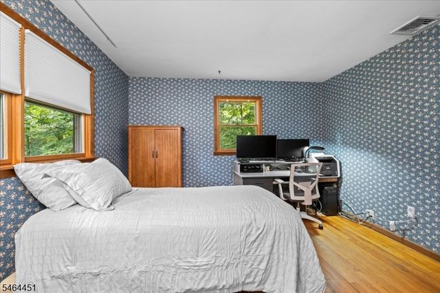 222 Ridge Rd, West Milford Twp., NJ 07480