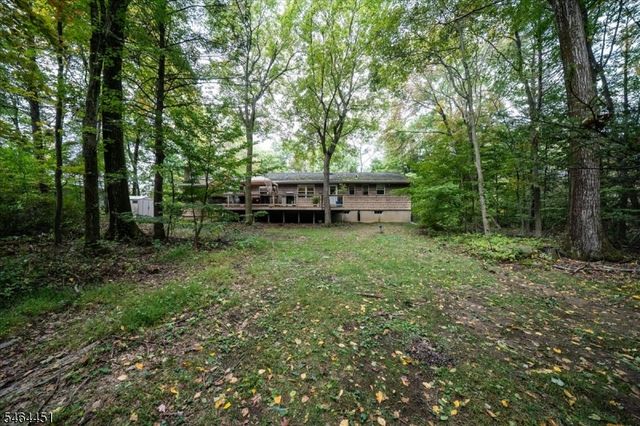 222 Ridge Rd, West Milford Twp., NJ 07480