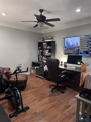 14300 Charter Landing Dr, Midlothian, VA 23114