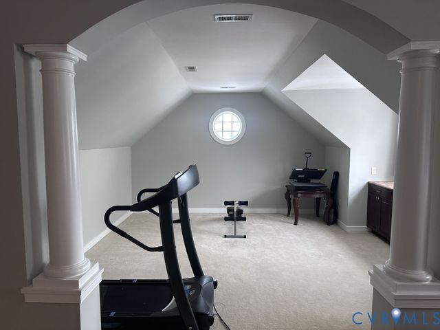 14300 Charter Landing Dr, Midlothian, VA 23114