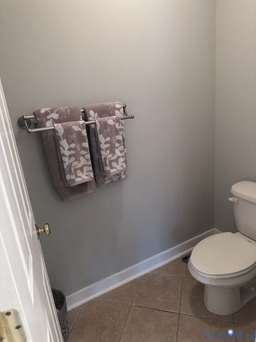 14300 Charter Landing Dr, Midlothian, VA 23114