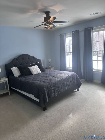 14300 Charter Landing Dr, Midlothian, VA 23114