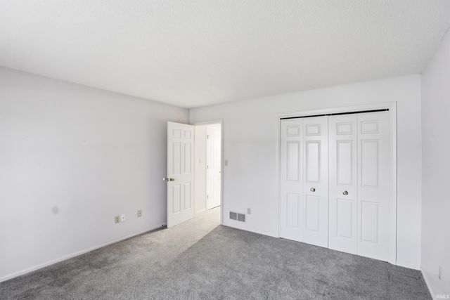 2908 Wood Knoll Lane, Fort Wayne, IN 46804