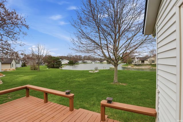 2908 Wood Knoll Lane, Fort Wayne, IN 46804