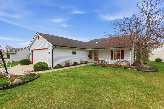 2908 Wood Knoll Lane, Fort Wayne, IN 46804