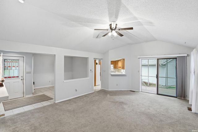 2908 Wood Knoll Lane, Fort Wayne, IN 46804