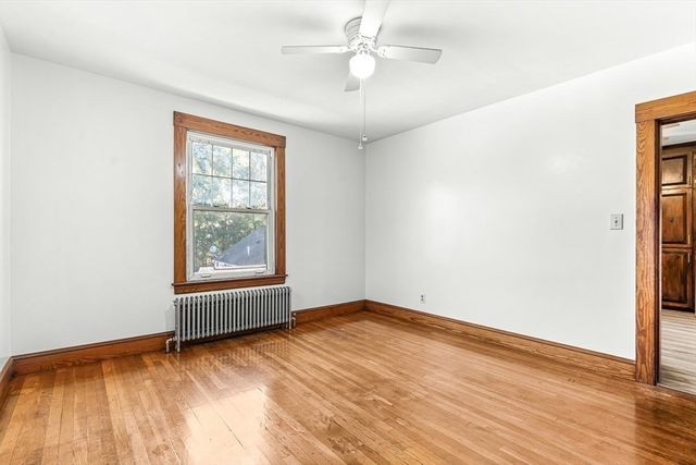 20 Dean Ave, Dracut, MA 01826