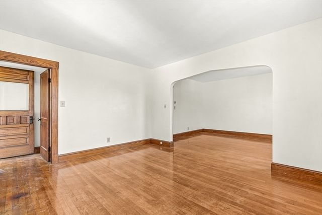 20 Dean Ave, Dracut, MA 01826