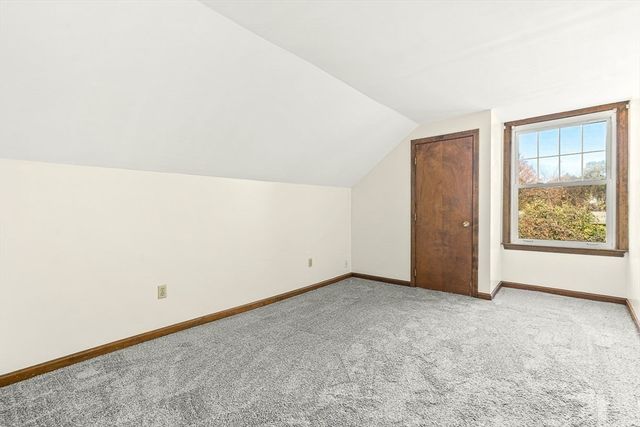 20 Dean Ave, Dracut, MA 01826